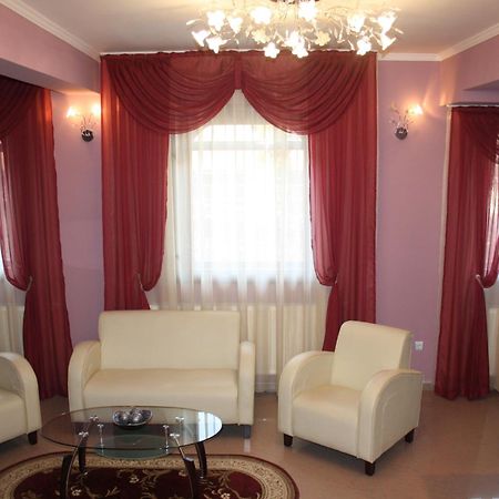 Family Hotel Maraya Arbanasi Exterior photo