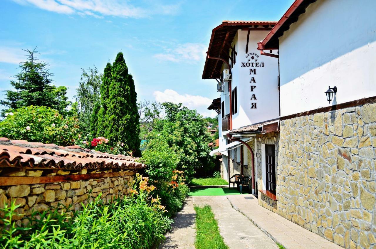 Family Hotel Maraya Arbanasi Exterior photo