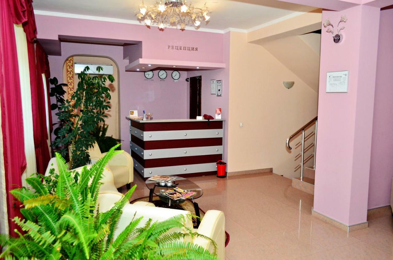 Family Hotel Maraya Arbanasi Exterior photo